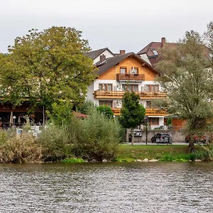 3* Gasthuis Landgasthof Moser & Restaurant Bootshaus